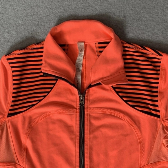 Lululemon Forme Active Jacket Orange Navy Striped Blue Size 6 Gym TN Vols Workou - Picture 12 of 12